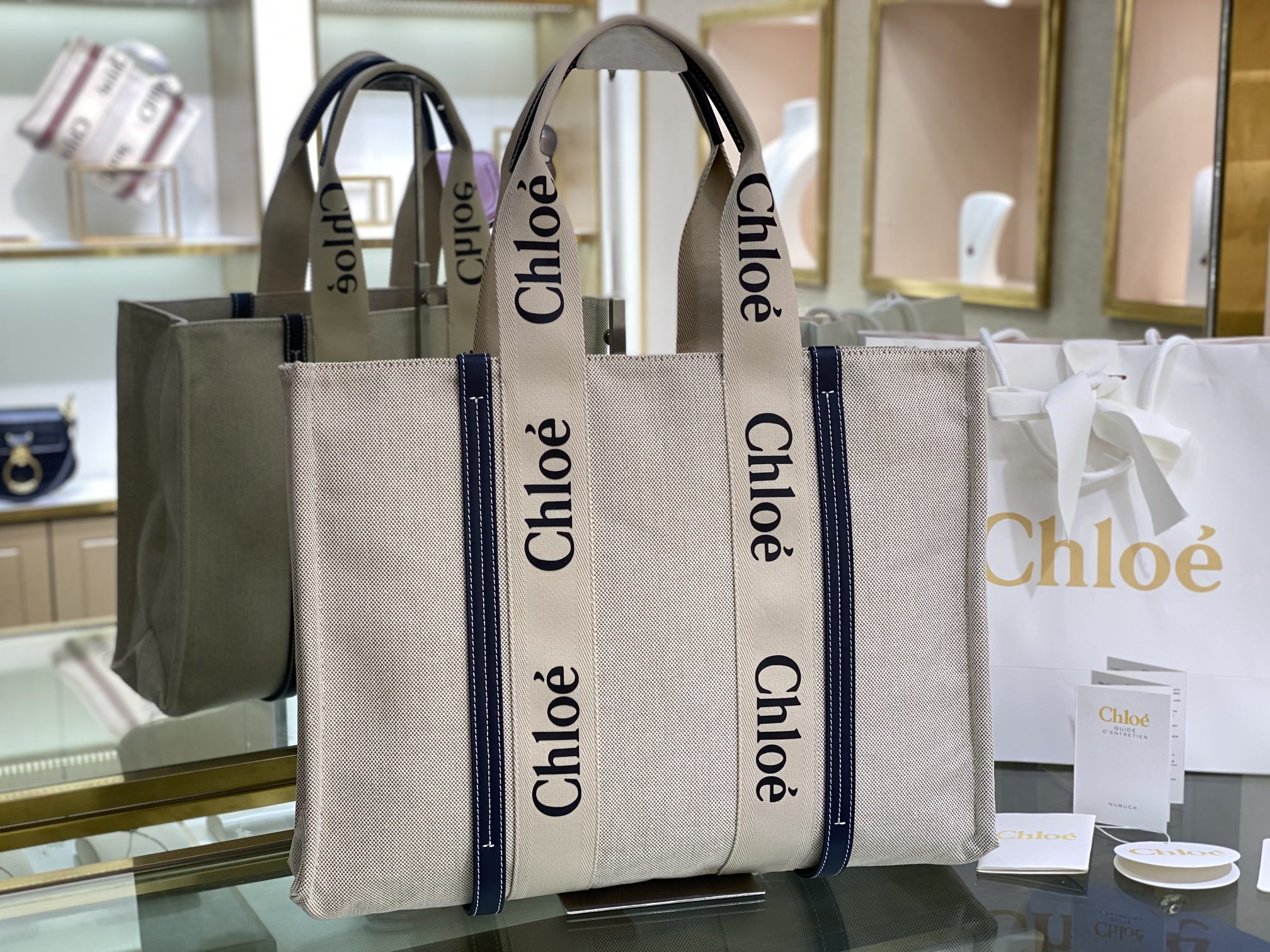 Chloe Large Woody Tote Bag In Linen